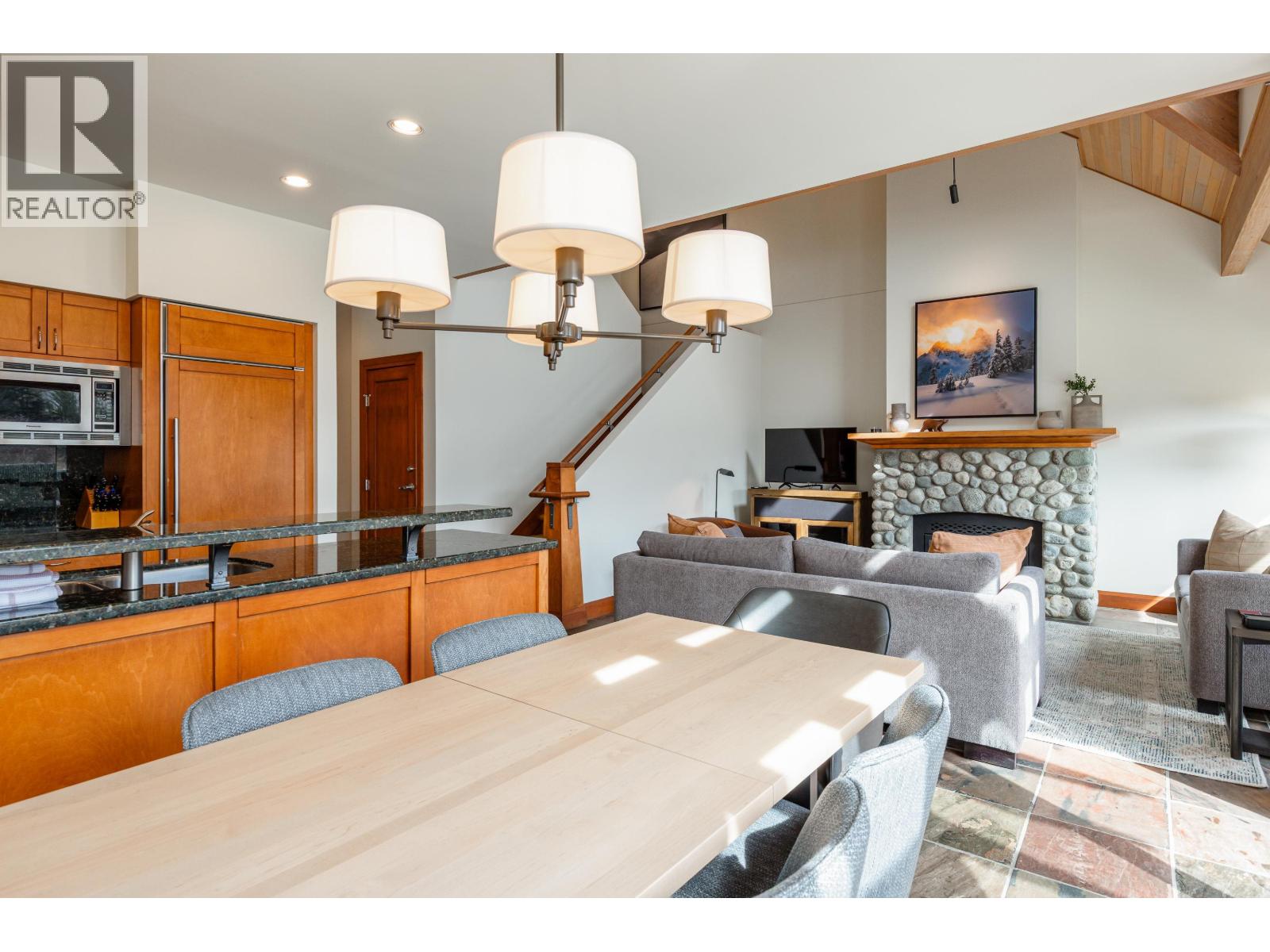 Week B 4726 Settebello Drive, Whistler, British Columbia  V8E 0Z4 - Photo 12 - R3117329