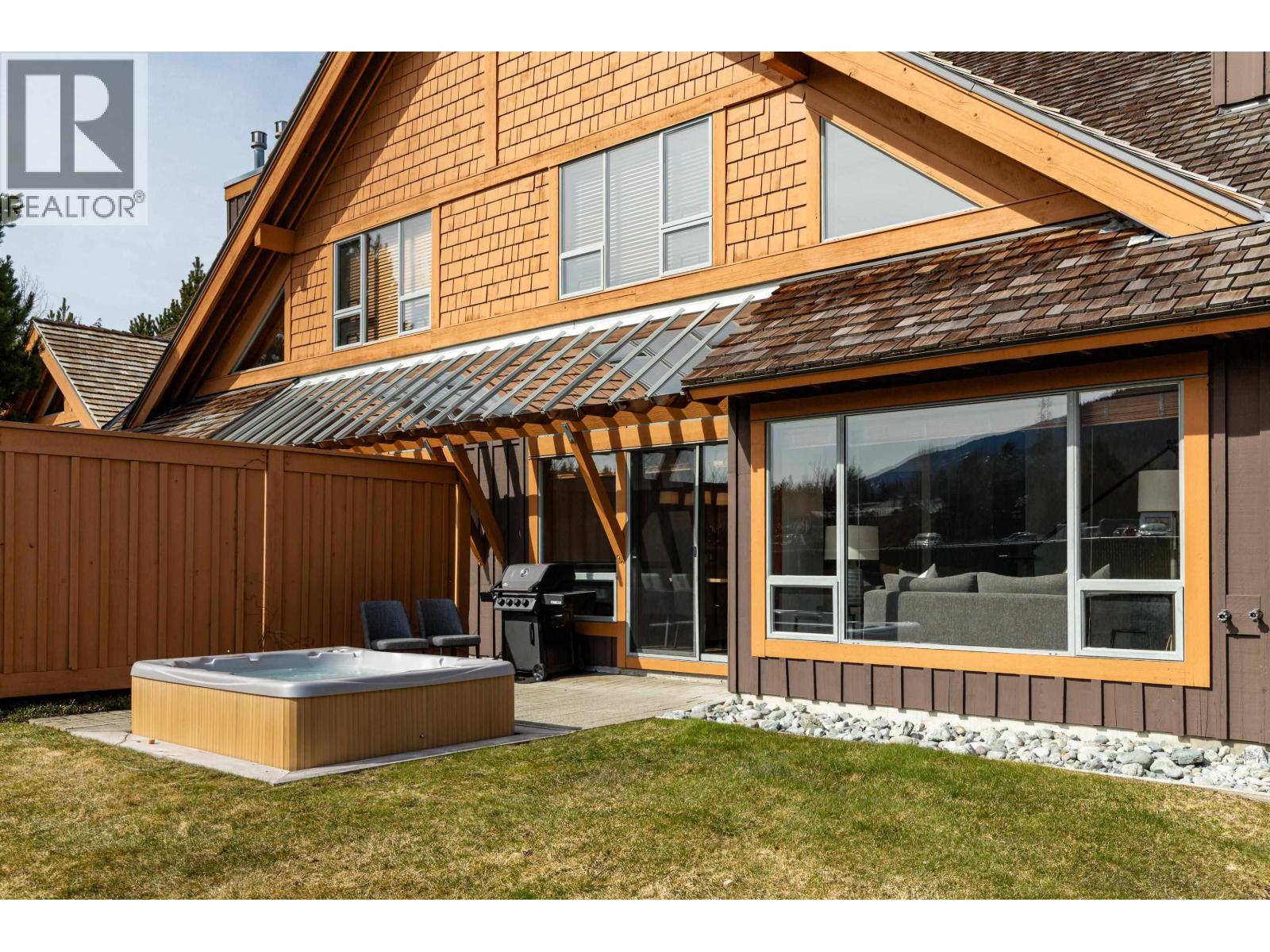 Week B 4726 Settebello Drive, Whistler, British Columbia  V8E 0Z4 - Photo 3 - R3117329