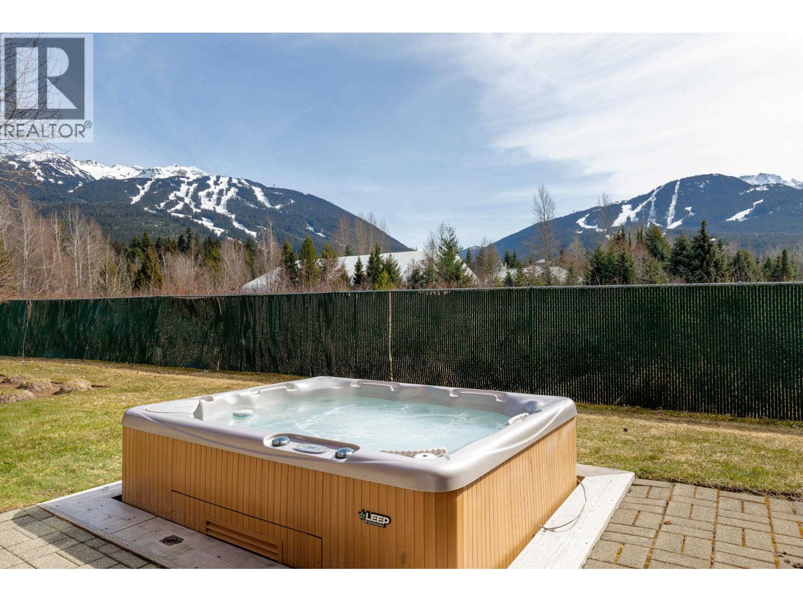 Week B 4726 Settebello Drive, Whistler, British Columbia  V8E 0Z4 - Photo 2 - R3117329