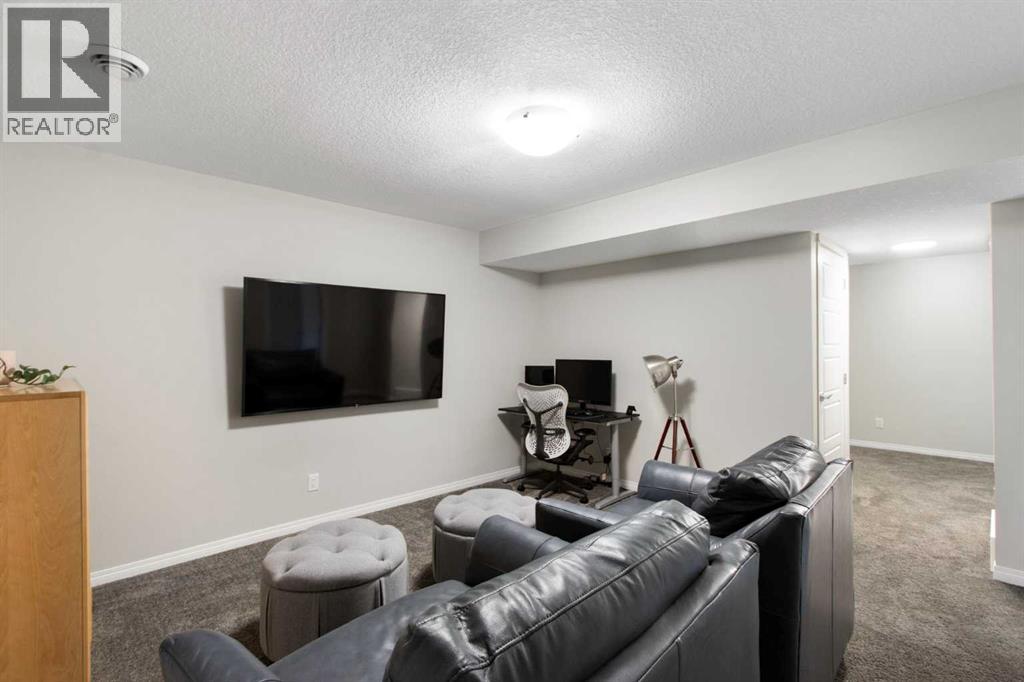 32 Wolf Creek Street Se, Calgary, Alberta  T2X 4V2 - Photo 35 - A2306273