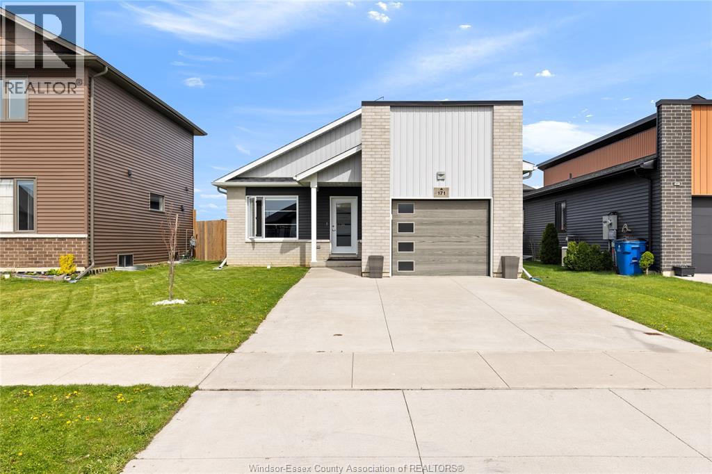 171 Moonstone, Chatham, Ontario  N7M 0S1 - Photo 2 - 26009604