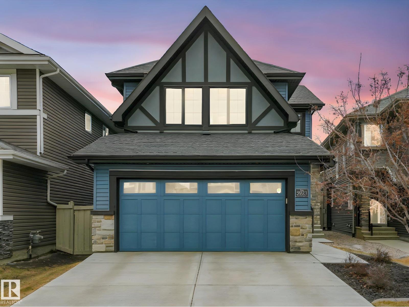 5921 EDMONDS CR NW, edmonton, Alberta