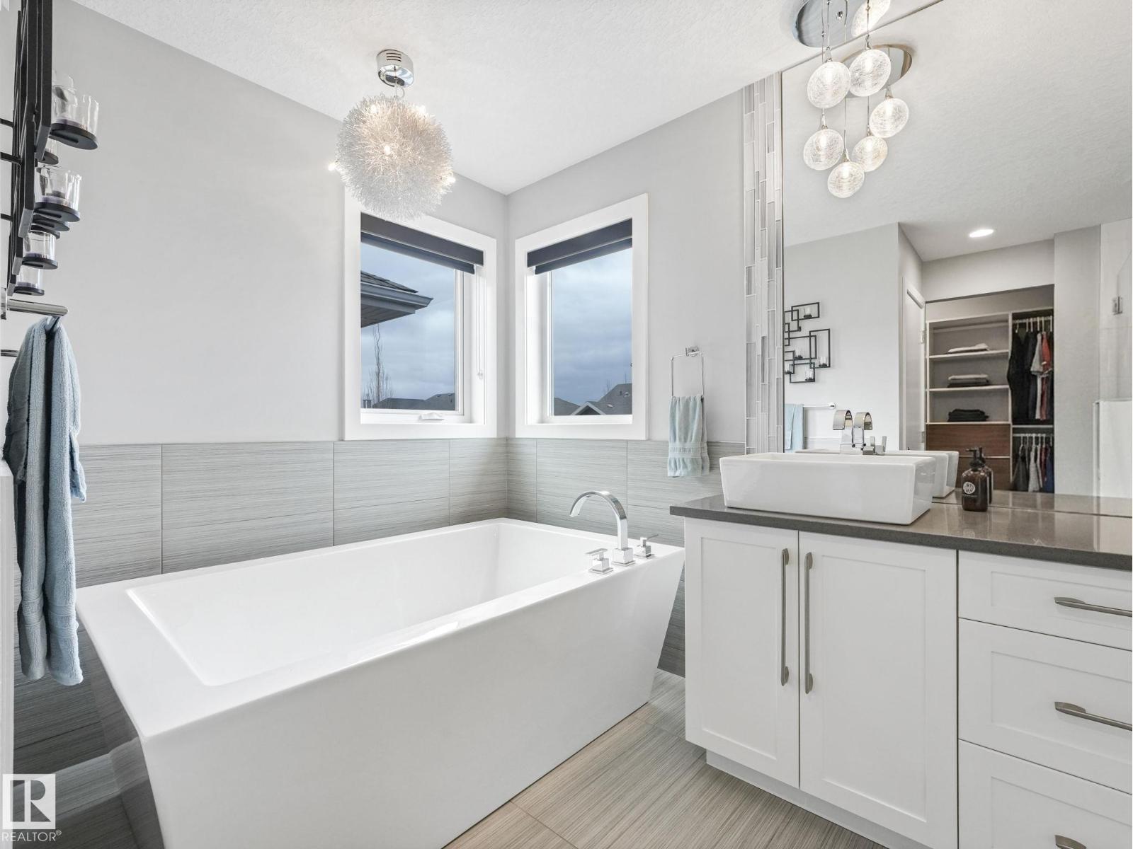 5921 Edmonds Cr Nw, Edmonton, Alberta  T6M 0N7 - Photo 51 - E4482603