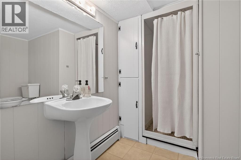 21 Downsview Avenue, Moncton, New Brunswick  E1A 4C4 - Photo 33 - NB137887