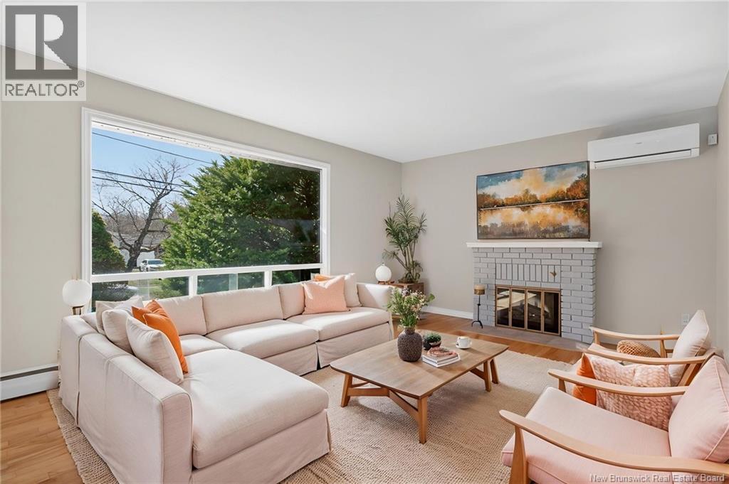 21 Downsview Avenue, Moncton, New Brunswick  E1A 4C4 - Photo 5 - NB137887