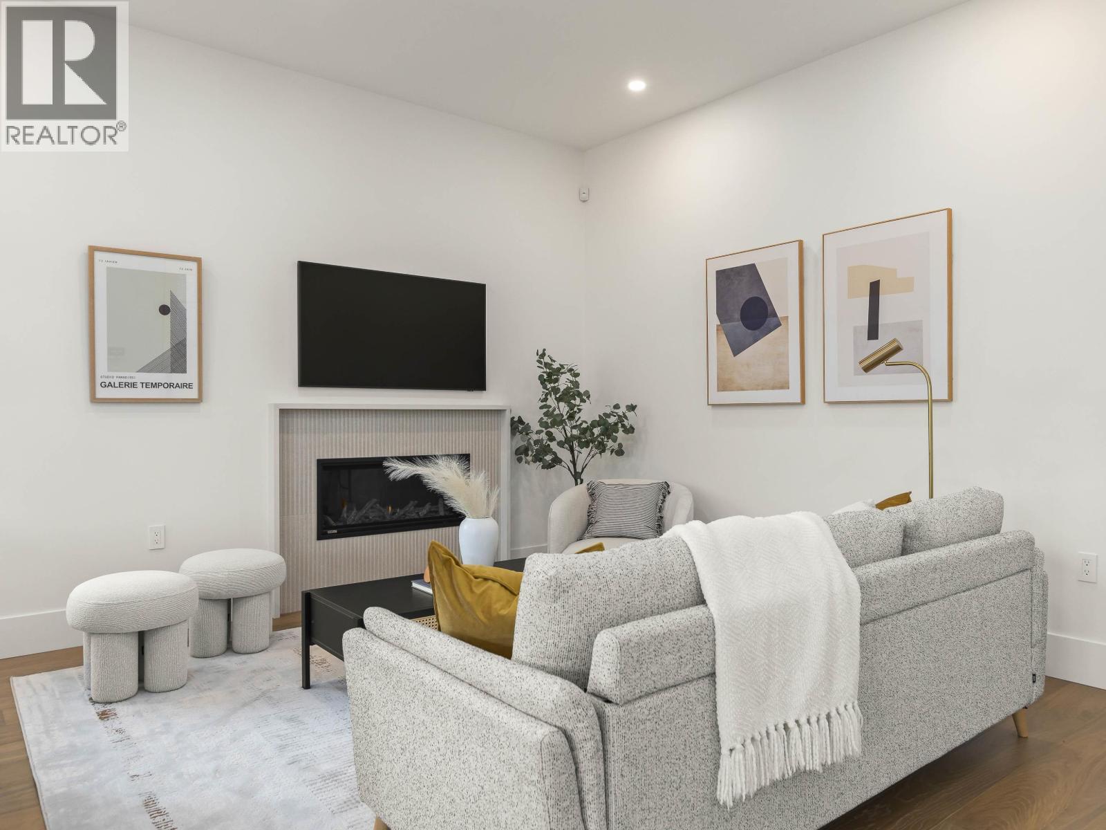 2 2848 W 19th Avenue, Vancouver, British Columbia  V6L 1E5 - Photo 3 - R3117292