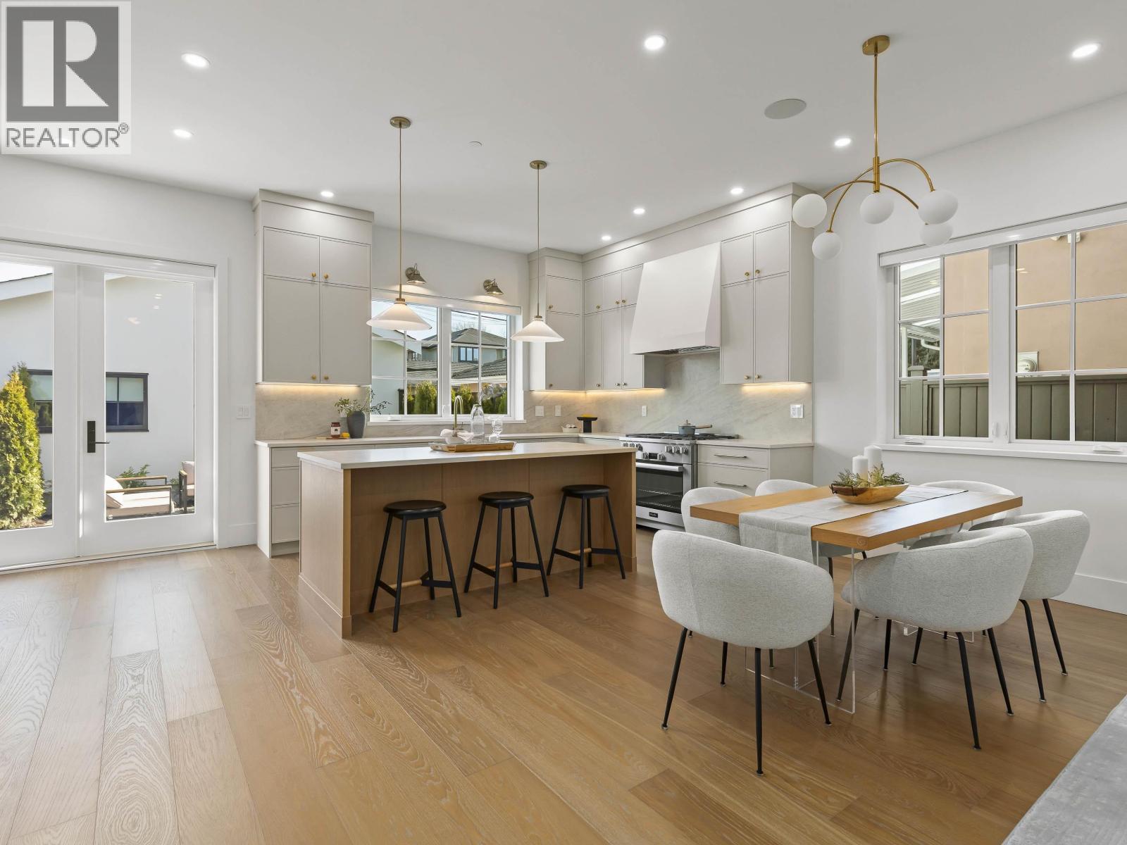 2 2848 W 19th Avenue, Vancouver, British Columbia  V6L 1E5 - Photo 6 - R3117292