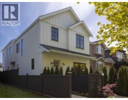 2 2848 W 19TH AVENUE, Vancouver, British Columbia