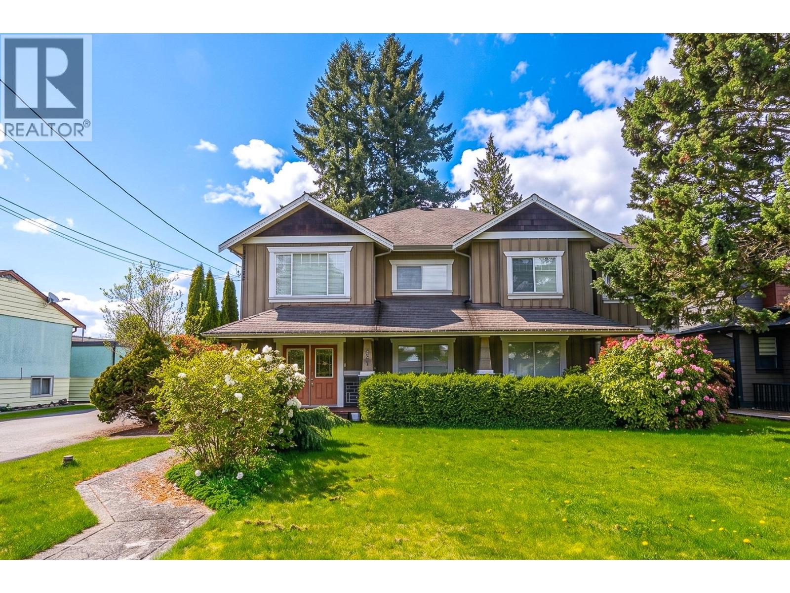 735 Schoolhouse Street, Coquitlam, British Columbia  V3J 5S1 - Photo 1 - R3117261