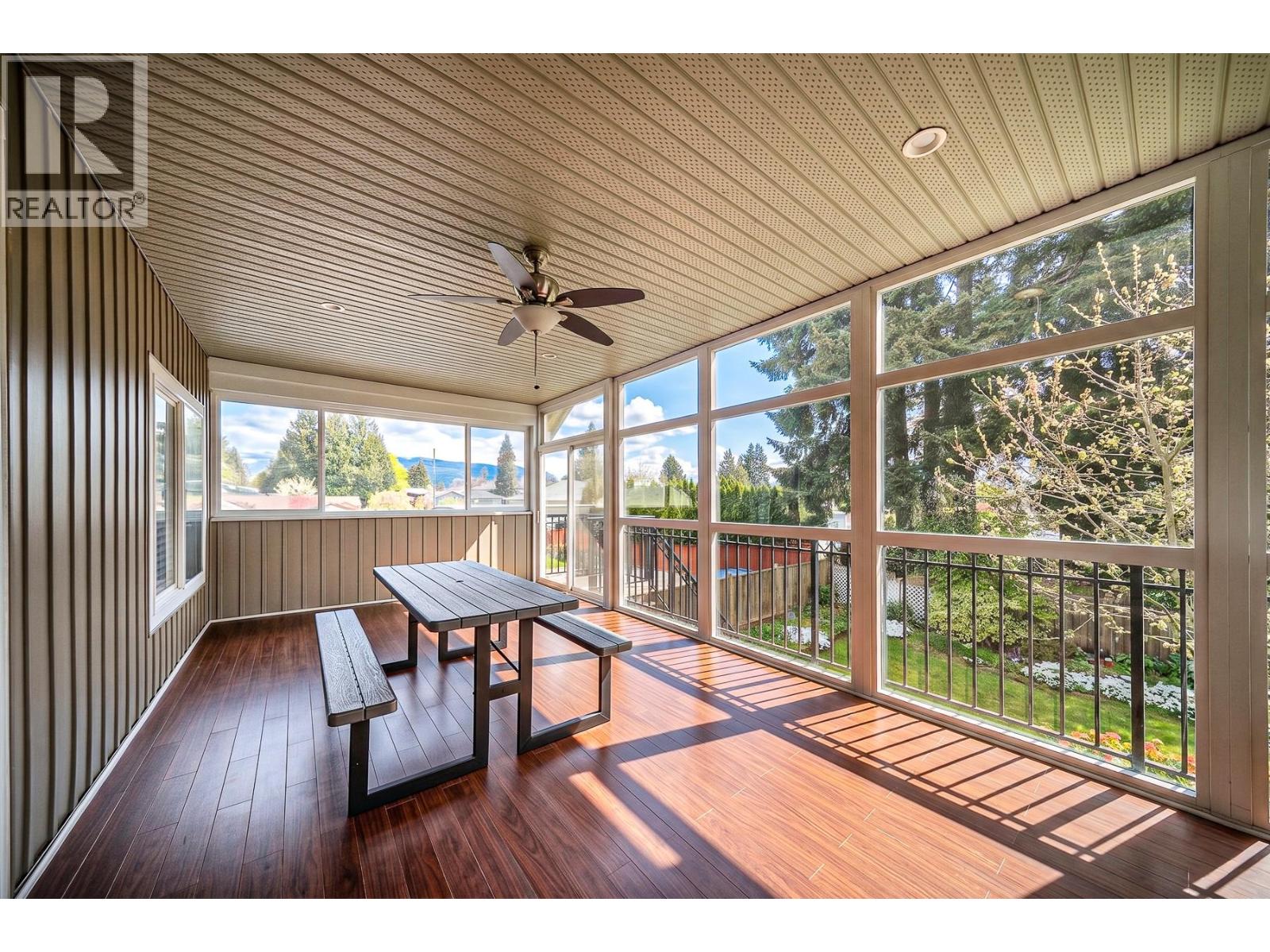 735 Schoolhouse Street, Coquitlam, British Columbia  V3J 5S1 - Photo 12 - R3117261