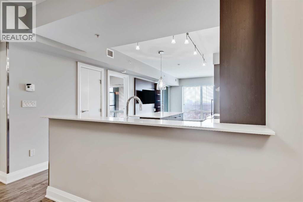 2205, 930 6 Avenue Sw, Calgary, Alberta  T2P 1J3 - Photo 3 - A2306346