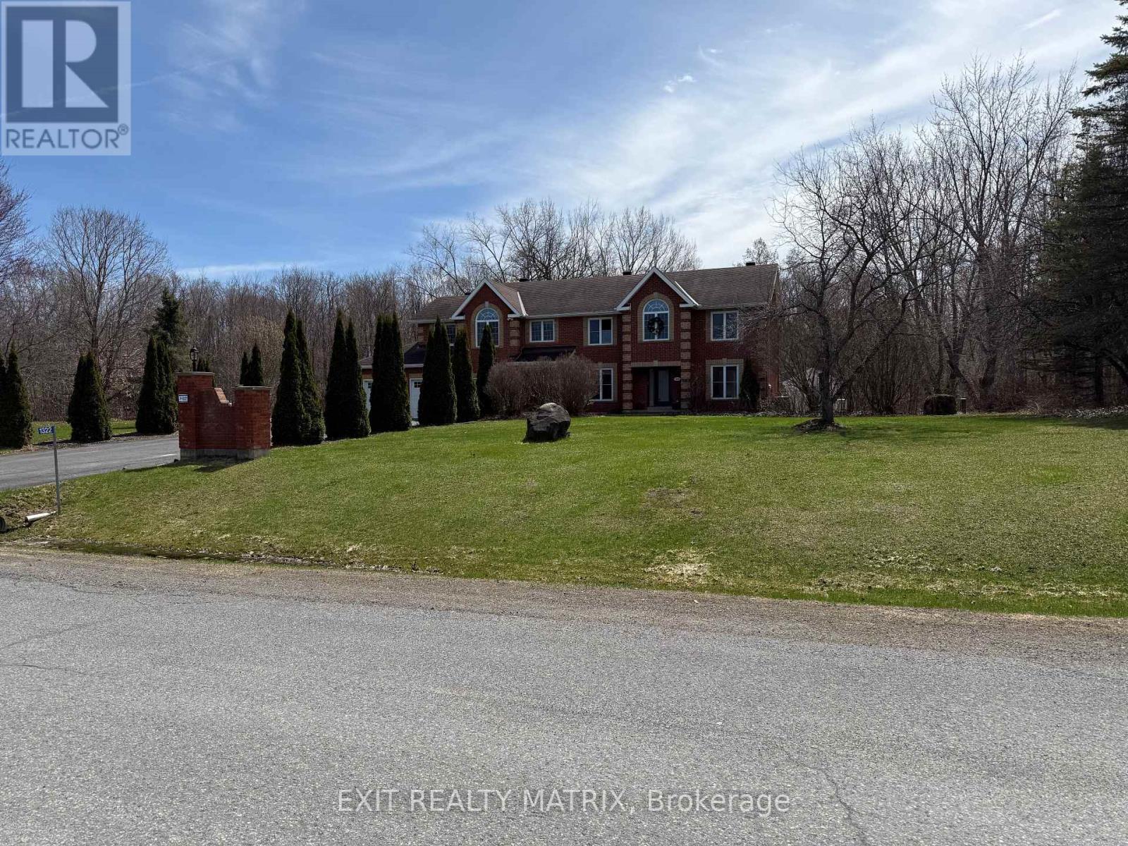 1322 Du Gouverneur Drive, Ottawa, Ontario  K4C 1E2 - Photo 2 - X12739810