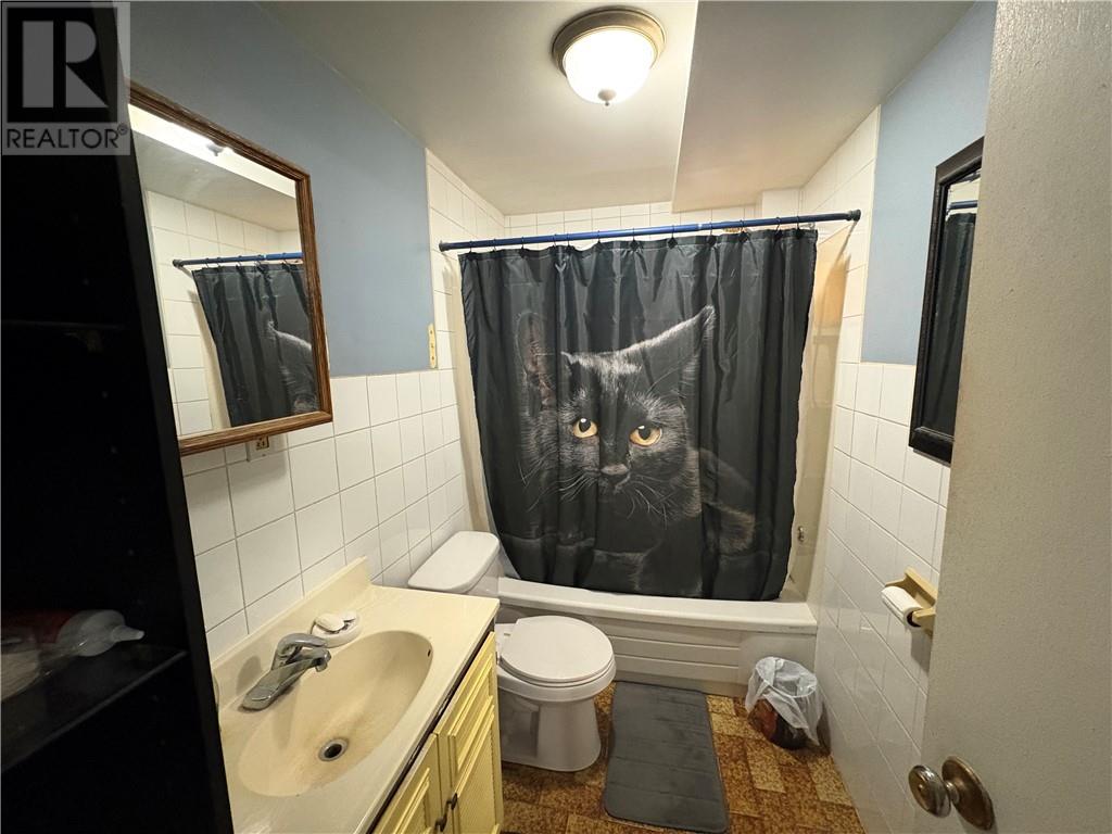 877 Martindale, Greater Sudbury, Ontario  P3E 4H9 - Photo 18 - 2127003