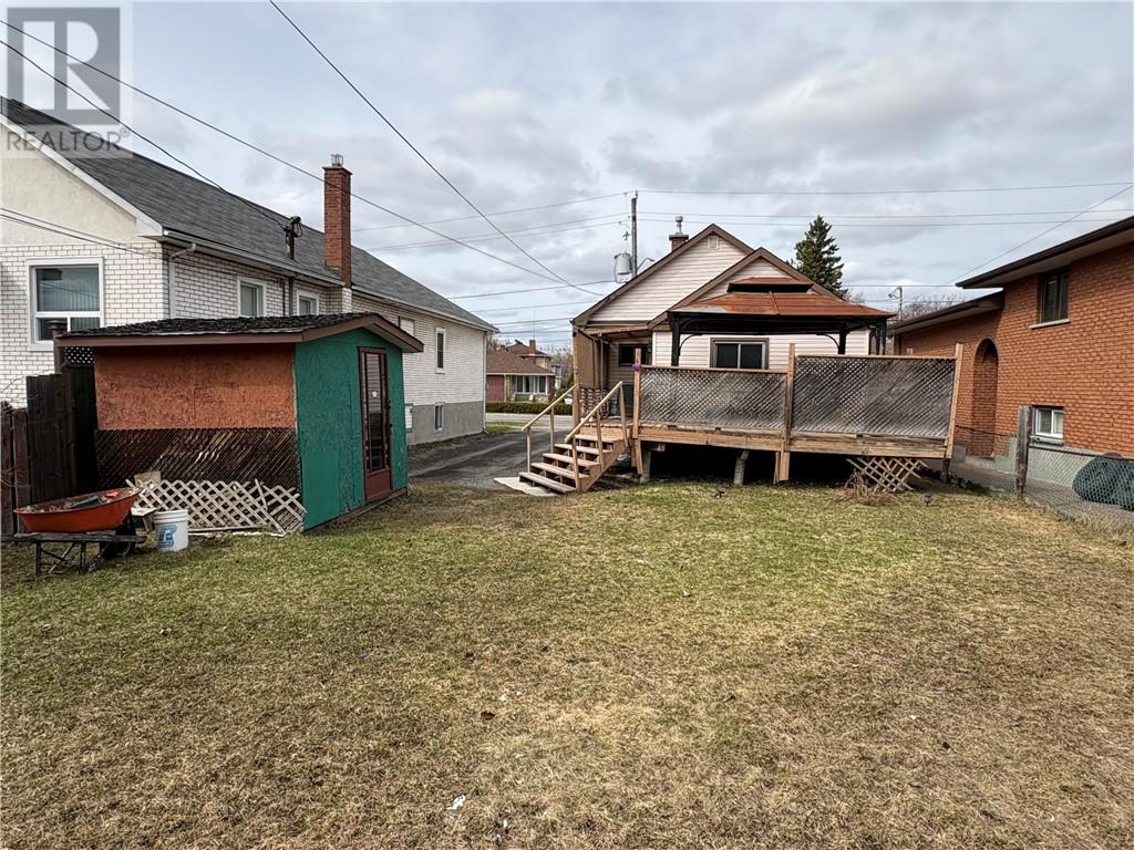 877 Martindale, Greater Sudbury, Ontario  P3E 4H9 - Photo 2 - 2127003