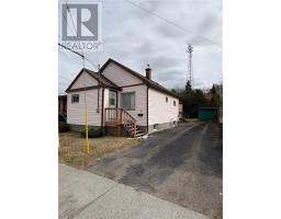877 Martindale, Greater Sudbury, Ontario