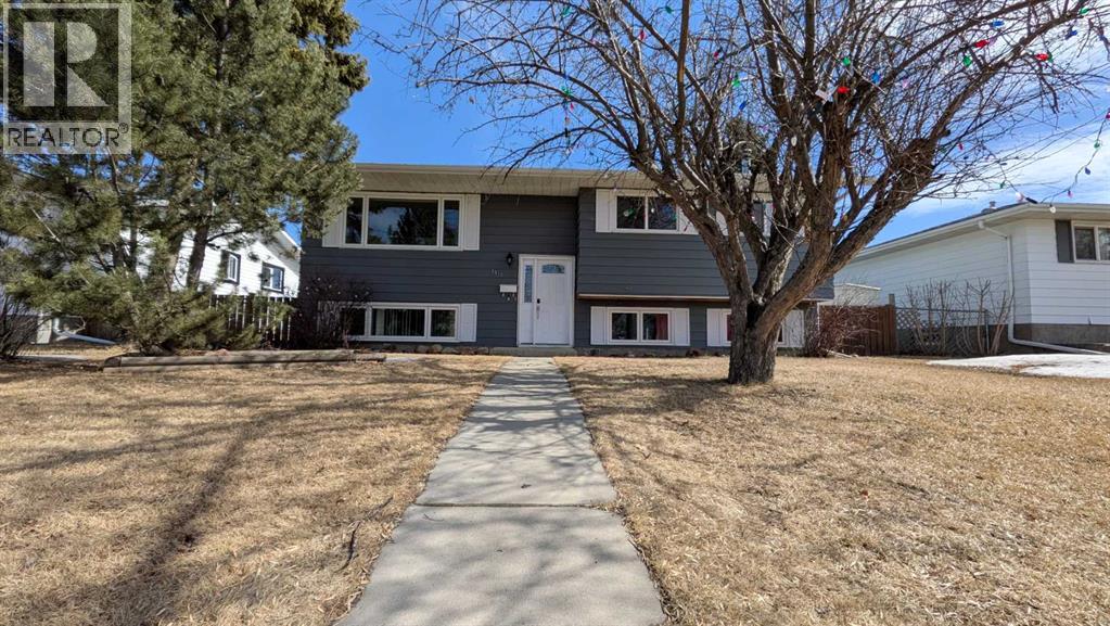 5419 51 Street, Camrose, Alberta  T4V 3C5 - Photo 2 - A2291670