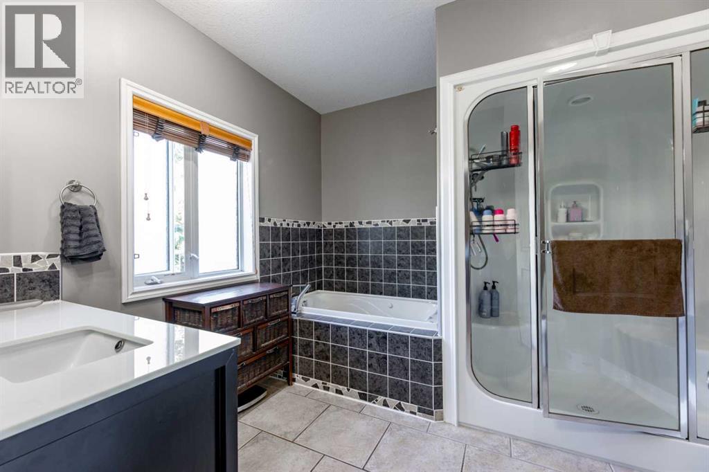 6, 24426 East River Road, Hinton, Alberta  T7V 1X7 - Photo 11 - A2254750