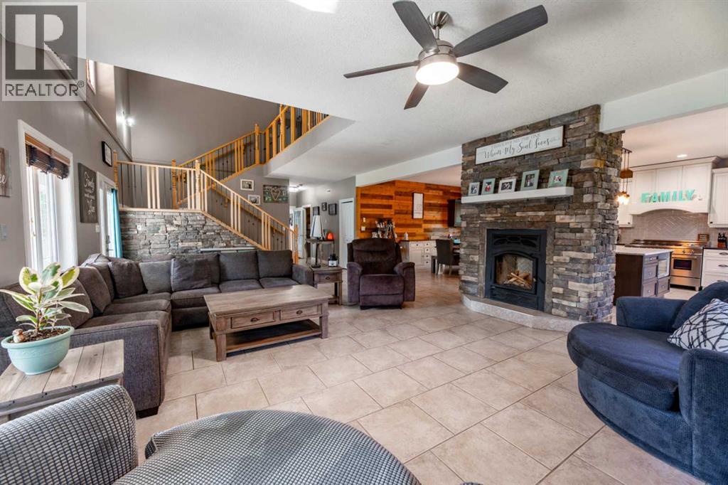 6, 24426 East River Road, Hinton, Alberta  T7V 1X7 - Photo 4 - A2254750