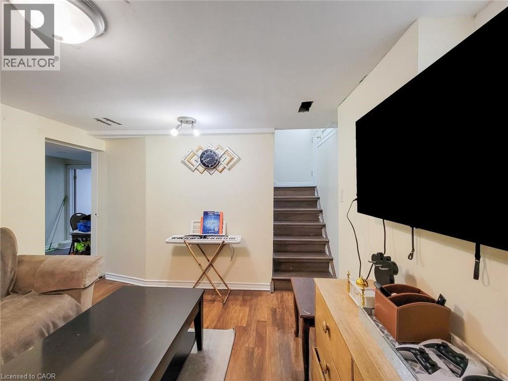 823 Queensdale Avenue E, Hamilton, Ontario  L8V 1M7 - Photo 25 - 40816624