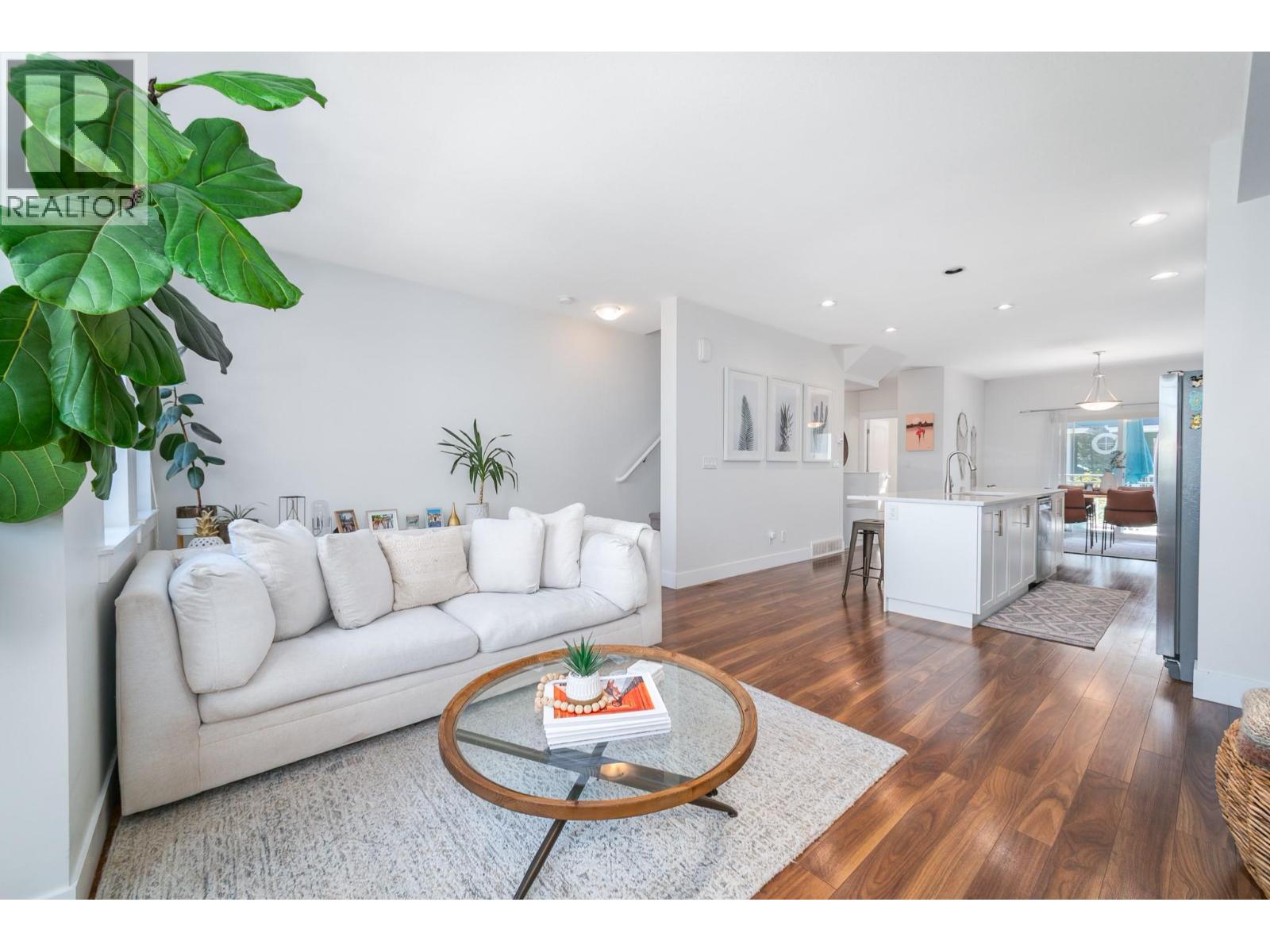 433 Mccarren Avenue Unit# 5, Kelowna, British Columbia  V1W 4T8 - Photo 5 - 10385089