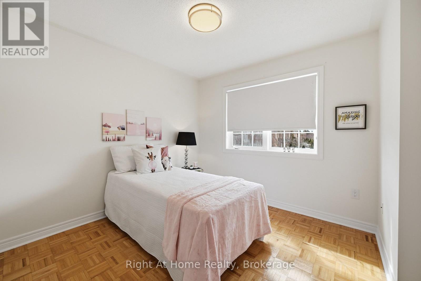 2255 Hummingbird Way, Oakville, Ontario  L6M 3Z7 - Photo 23 - W13058896