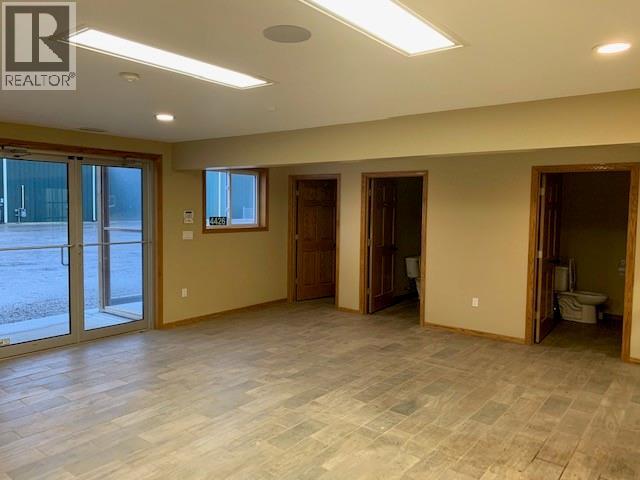 4426 Vanderwal Drive, Petrolia photo 18
