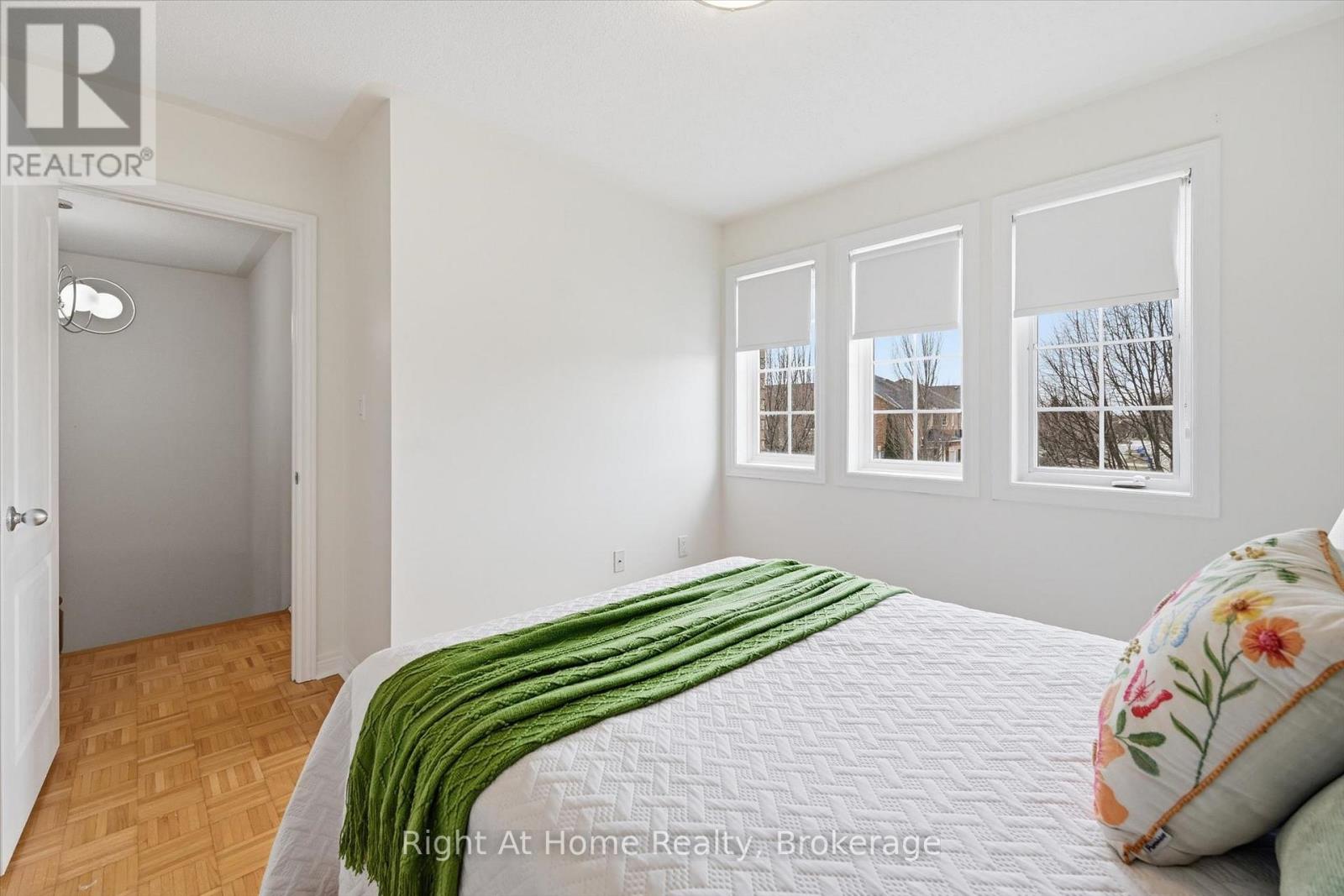 2255 Hummingbird Way, Oakville, Ontario  L6M 3Z7 - Photo 26 - W13058896