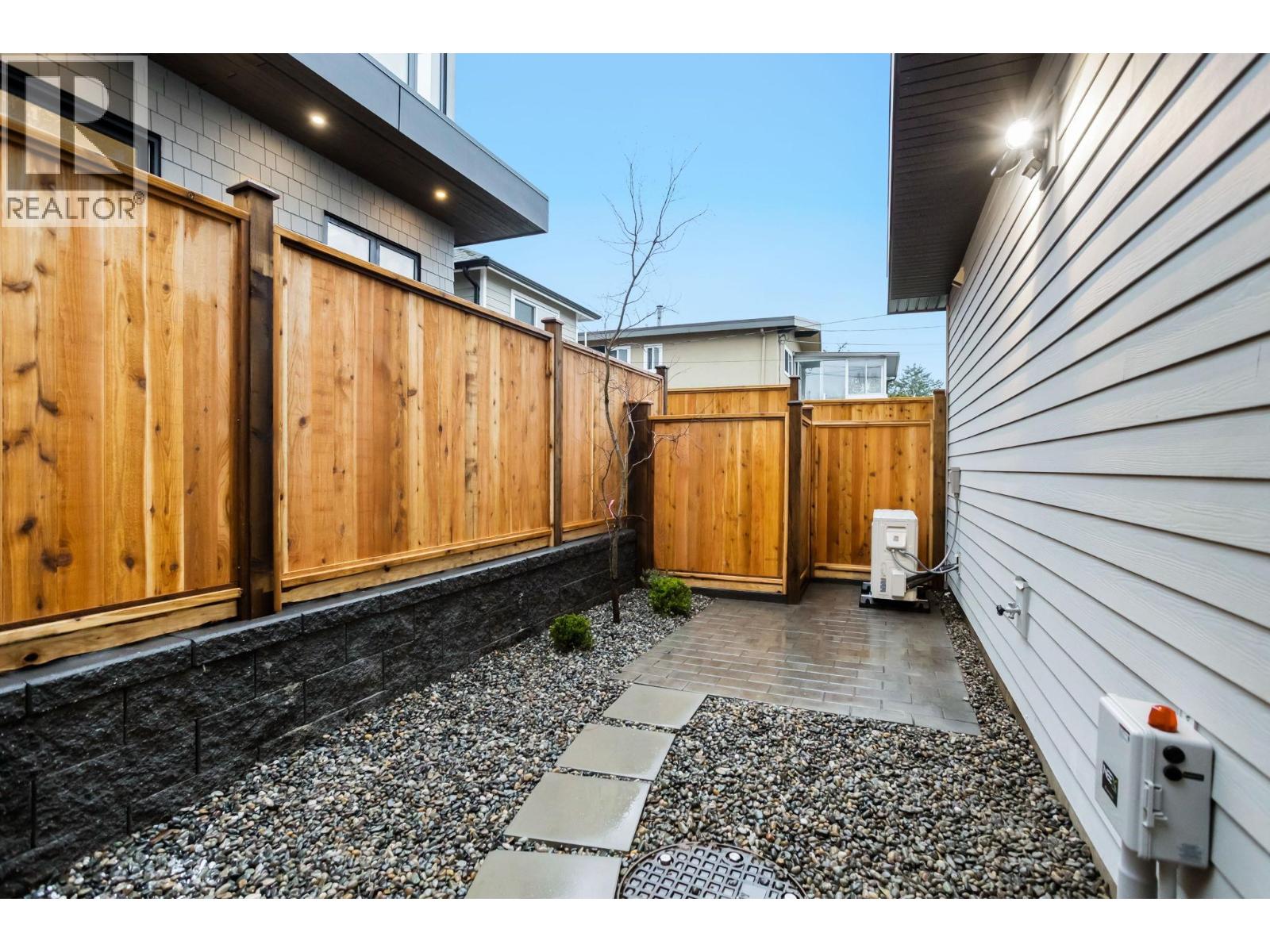 3277 Graveley Street, Vancouver, British Columbia  V5K 3K8 - Photo 18 - R3117435