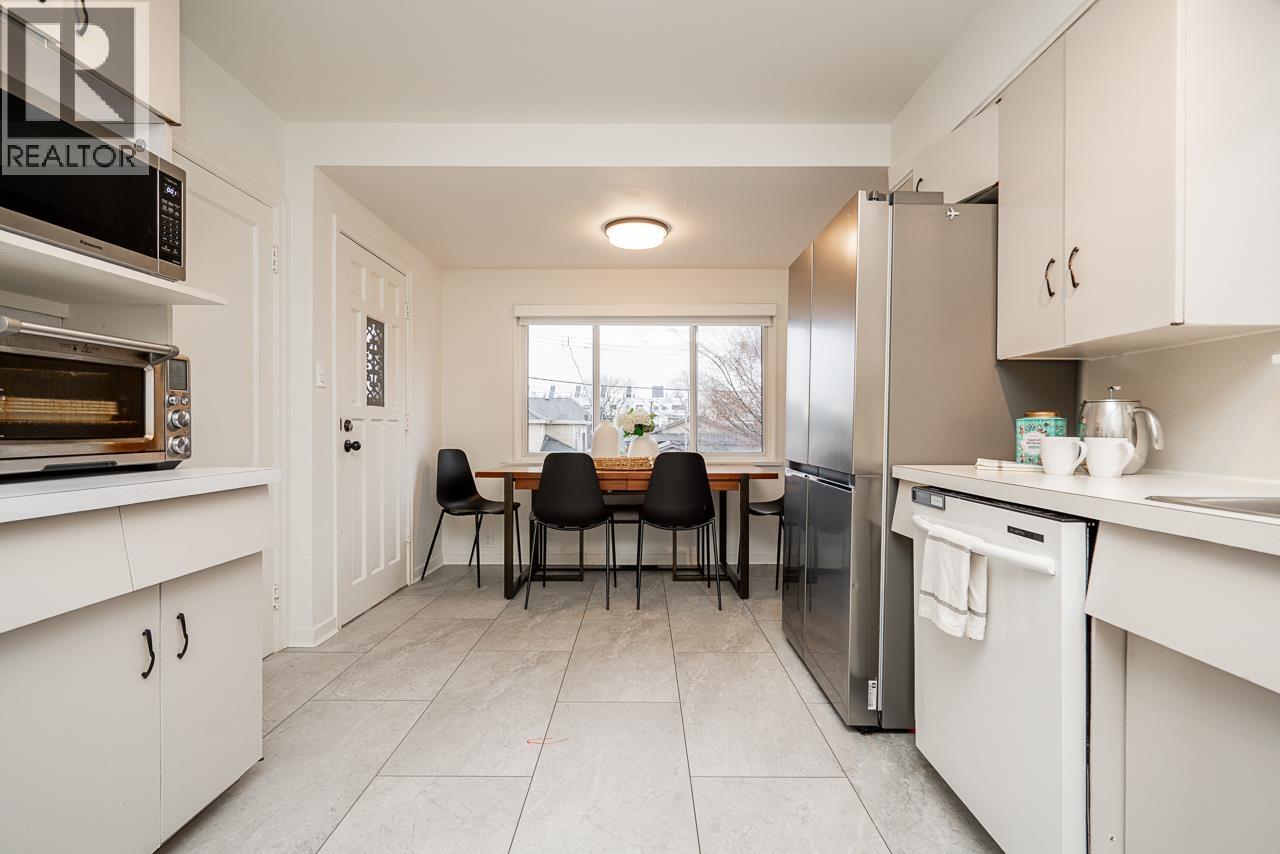 134 W 40th Avenue, Vancouver, British Columbia  V5Y 2R2 - Photo 8 - R3117454