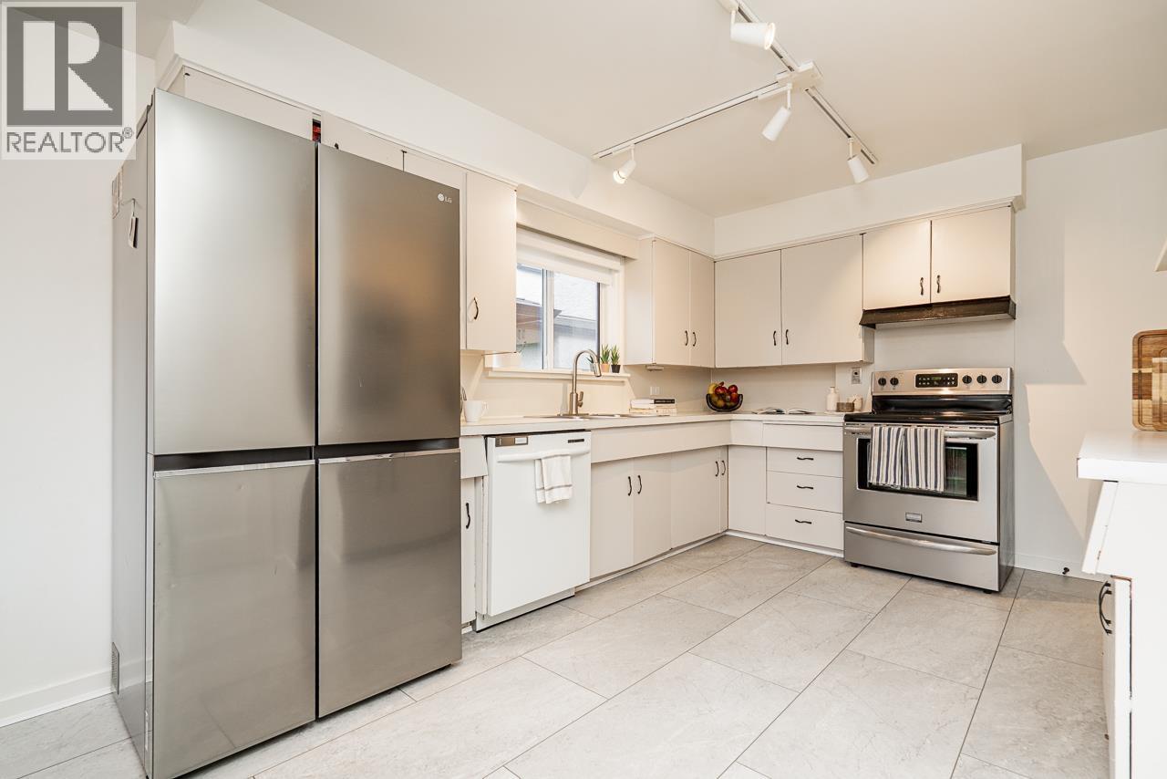 134 W 40th Avenue, Vancouver, British Columbia  V5Y 2R2 - Photo 9 - R3117454