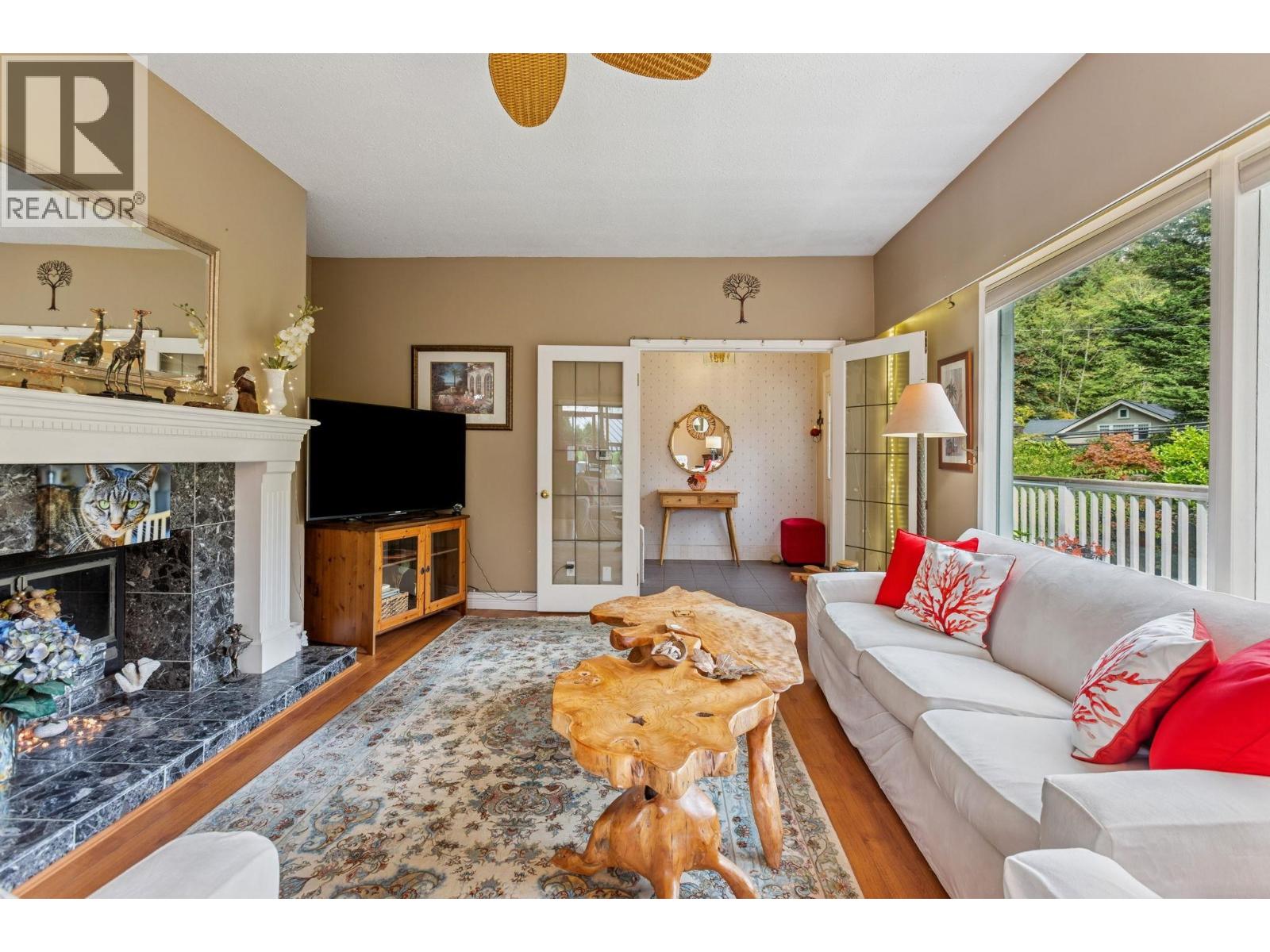 5607 Eagle Harbour Road, West Vancouver, British Columbia  V7W 1P4 - Photo 8 - R3117455