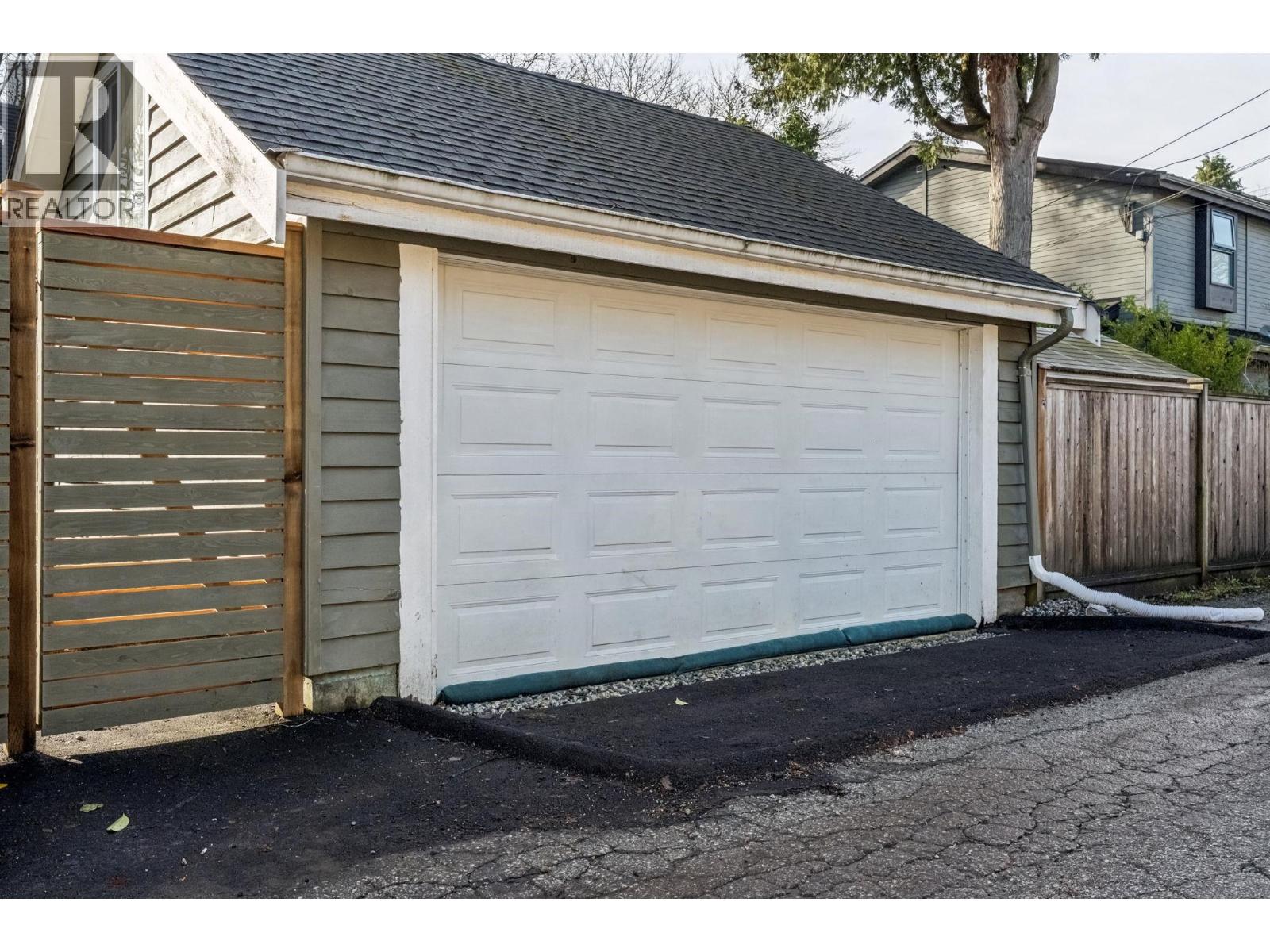 2819 W 13th Avenue, Vancouver, British Columbia  V6K 2T6 - Photo 27 - R3117460