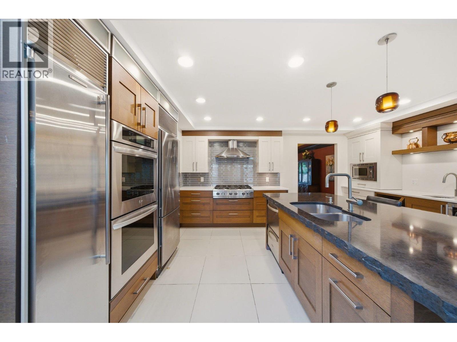 80 Courtney Crescent, New Westminster, British Columbia  V3L 4M2 - Photo 5 - R3117486