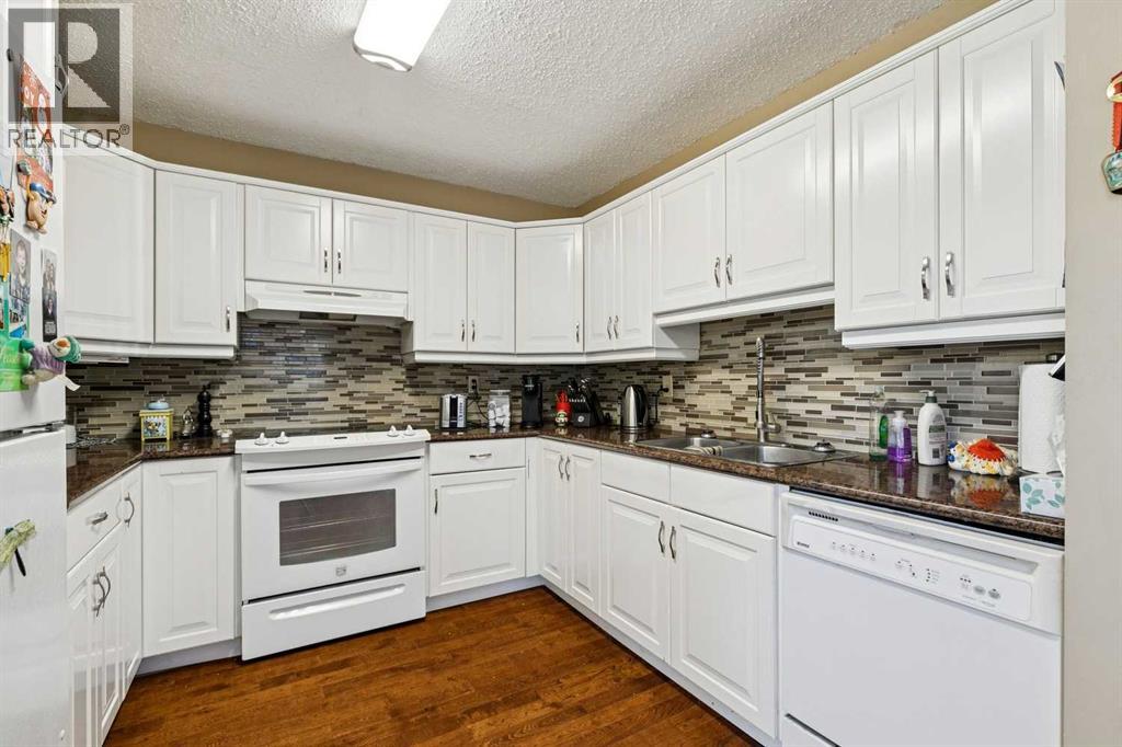 132 Big Springs Hill SE, Airdrie, Alberta  T4A 1K4 - Photo 6 - A2303579