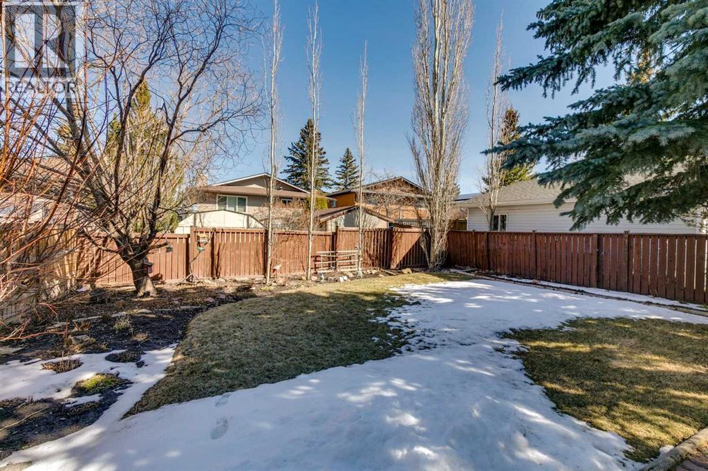 132 Big Springs Hill SE, Airdrie, Alberta  T4A 1K4 - Photo 17 - A2303579