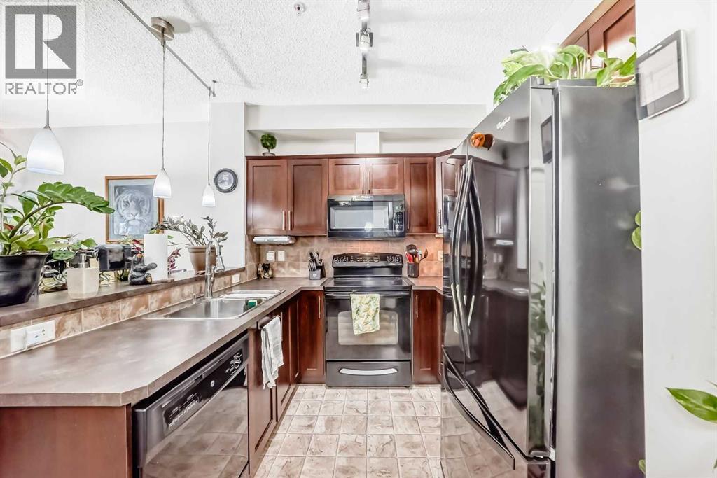 113, 201 Sunset Drive, Cochrane, Alberta  T4C 0H5 - Photo 3 - A2305910