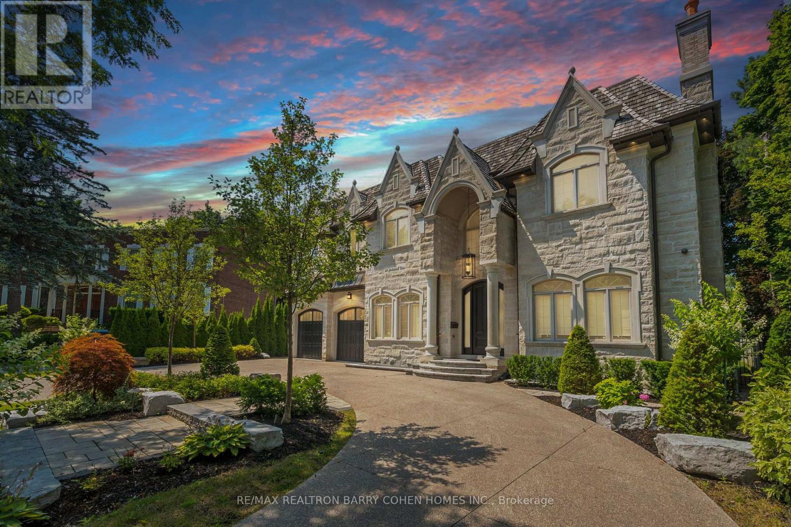 29 JUNEWOOD CRESCENT, Toronto, Ontario