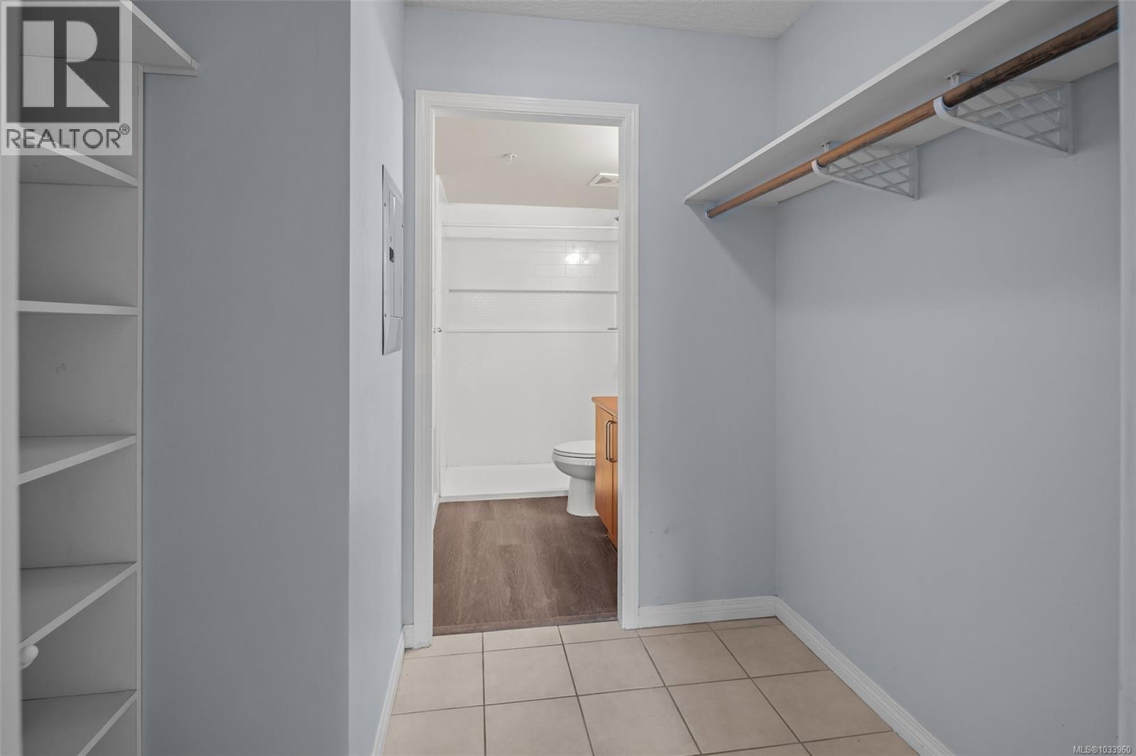 306 799 Blackberry Rd, Saanich, British Columbia  V8X 5J3 - Photo 15 - 1033960