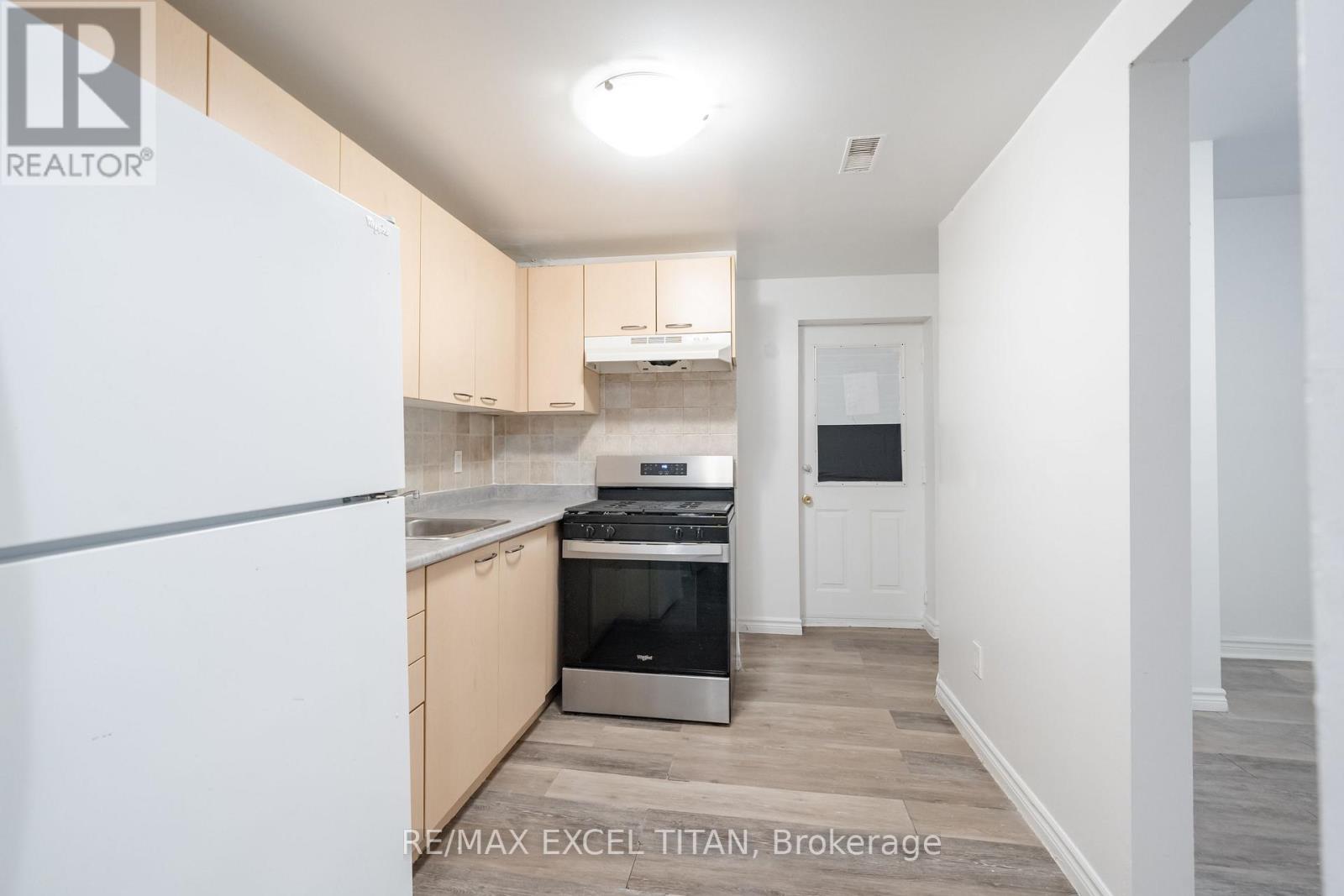 G4 - 414 Jarvis Street, Toronto, Ontario  M4Y 3C2 - Photo 7 - C13058972