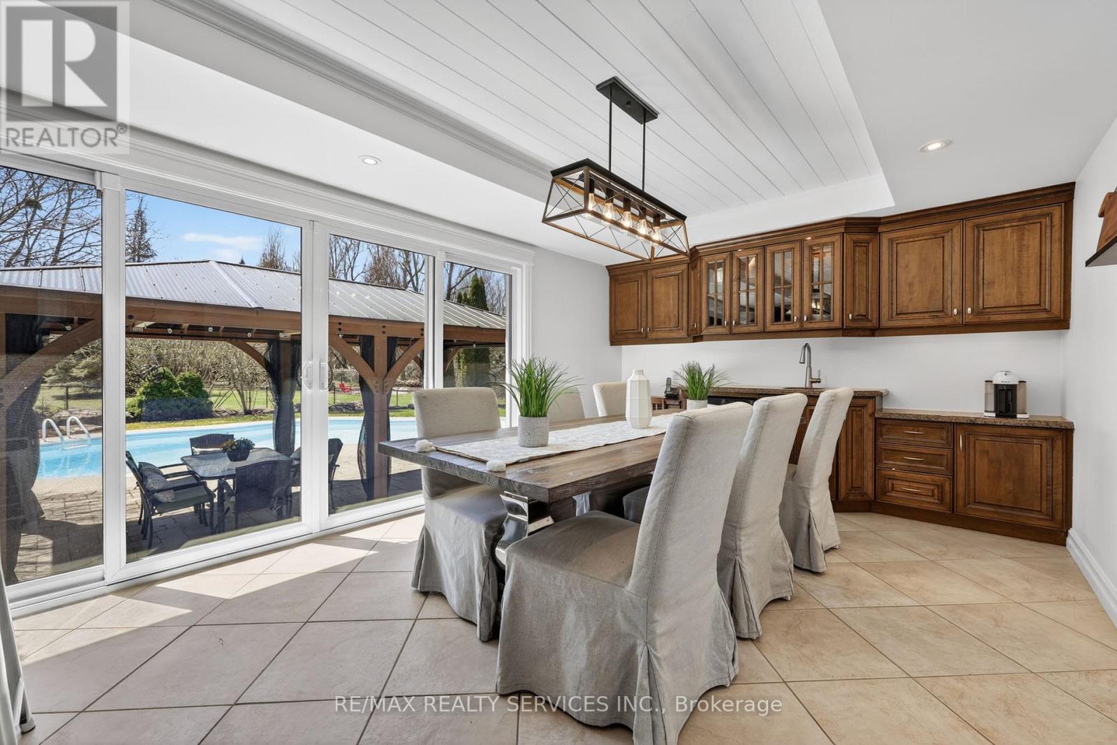 12 Glenn Court, Caledon, Ontario  L7K 0P2 - Photo 11 - W13055620