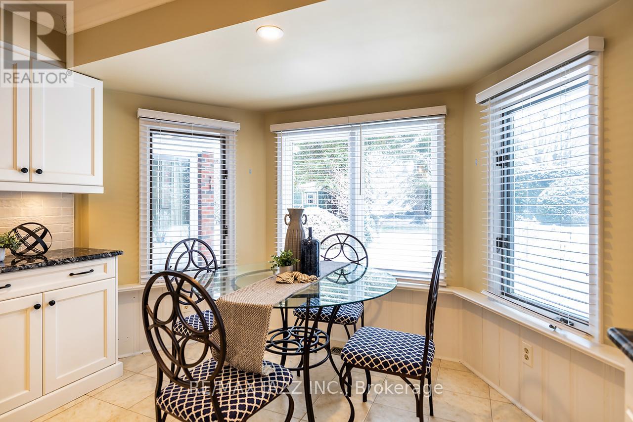 233 Wellington Street, Whitby, Ontario  L1N 5L7 - Photo 16 - E12609748