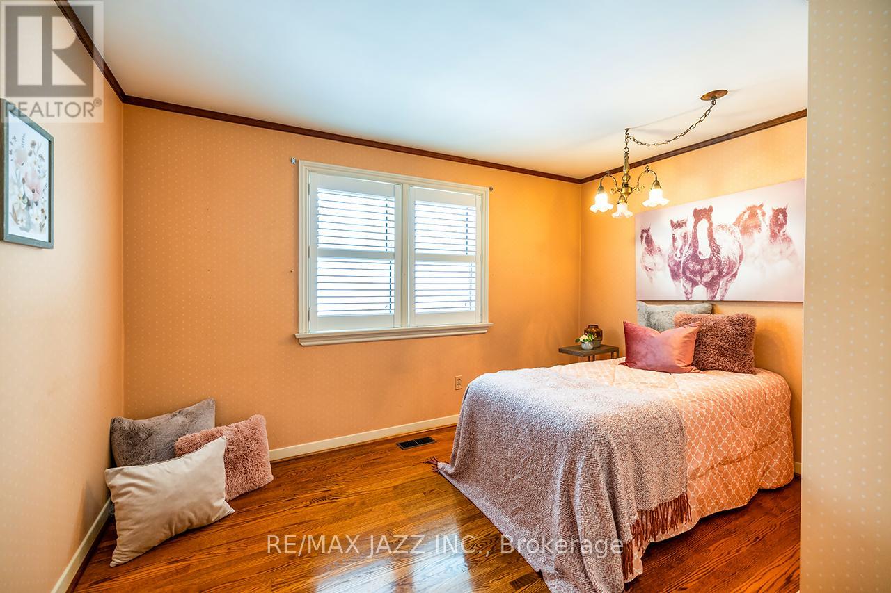 233 Wellington Street, Whitby, Ontario  L1N 5L7 - Photo 35 - E12609748