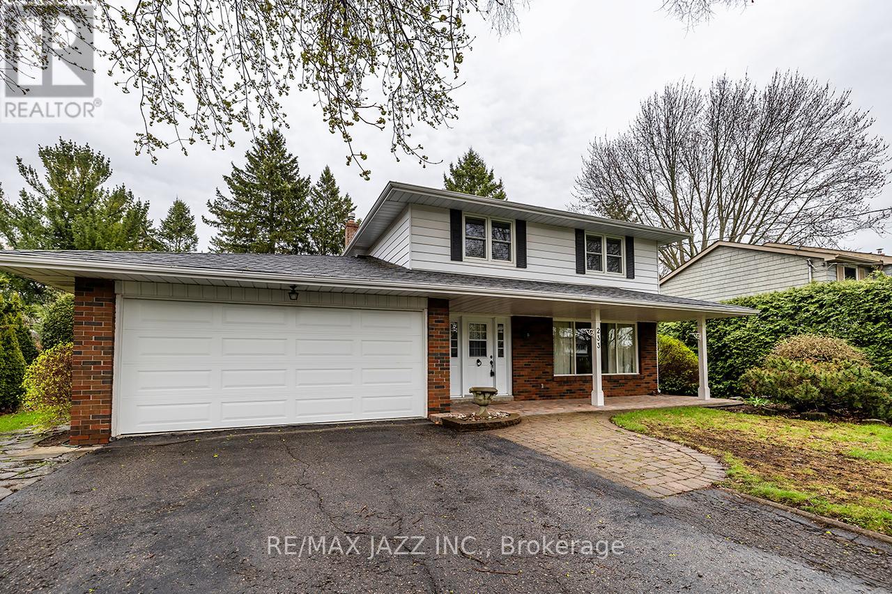 233 Wellington Street, Whitby, Ontario  L1N 5L7 - Photo 4 - E12609748