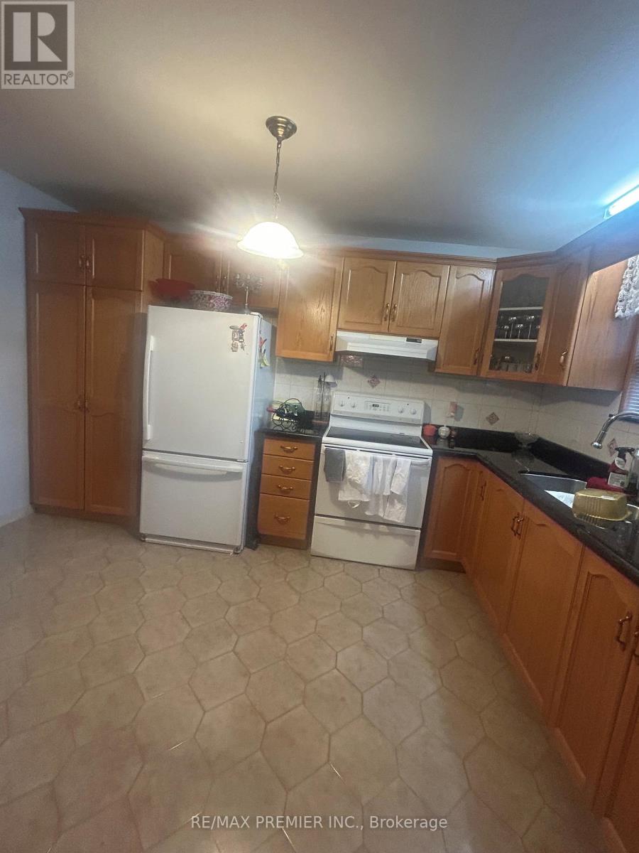 Main - 61 Cedar Lane Drive, Wasaga Beach, Ontario  L9Z 2S1 - Photo 3 - S13059876