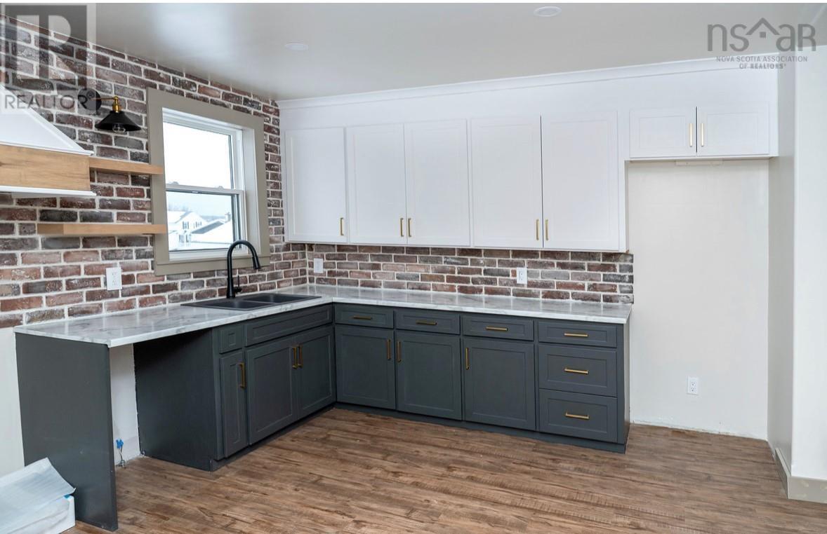 49 Ocean Avenue, Dominion, Nova Scotia  B1G 1J7 - Photo 2 - 202601694