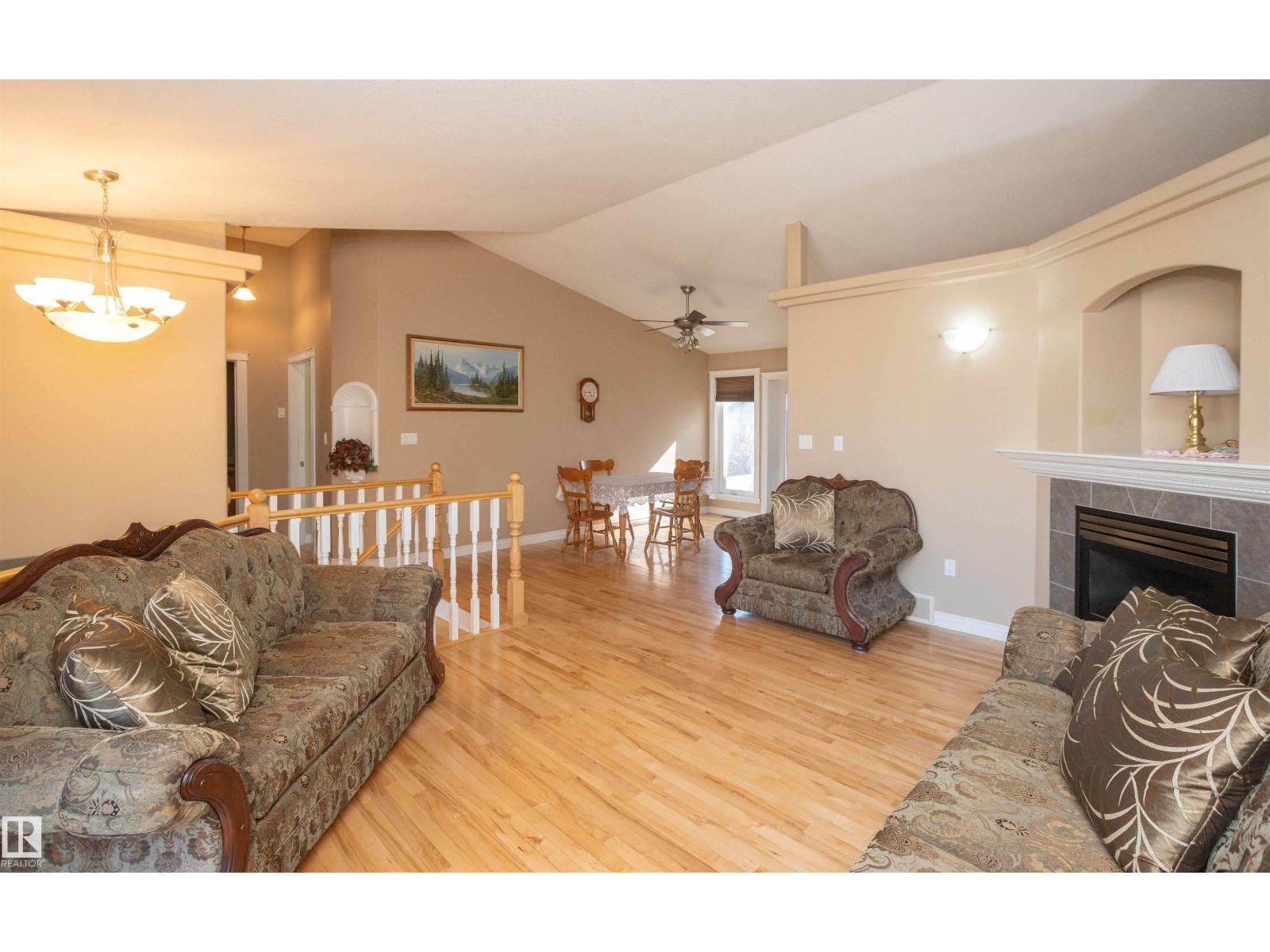 8008 96 Street, Morinville, Alberta  T8R 1W1 - Photo 7 - E4484698