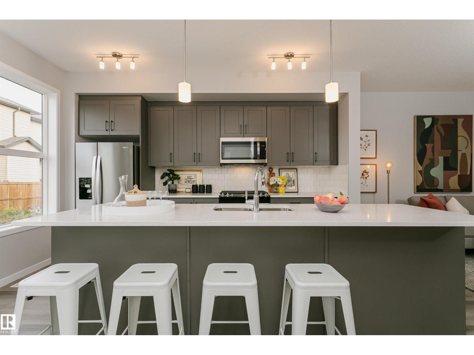 2518 151a Av NW, Edmonton, Alberta  T5Y 3Z2 - Photo 8 - E4484699