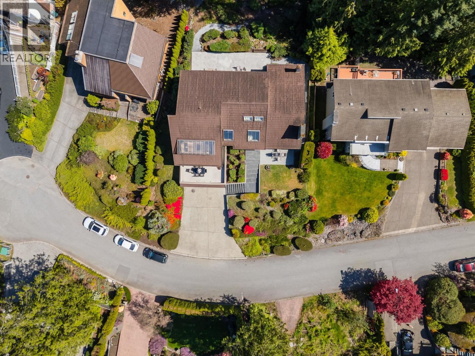 8570 Ansell Place, West Vancouver, British Columbia  V7W 2W3 - Photo 39 - R3117394