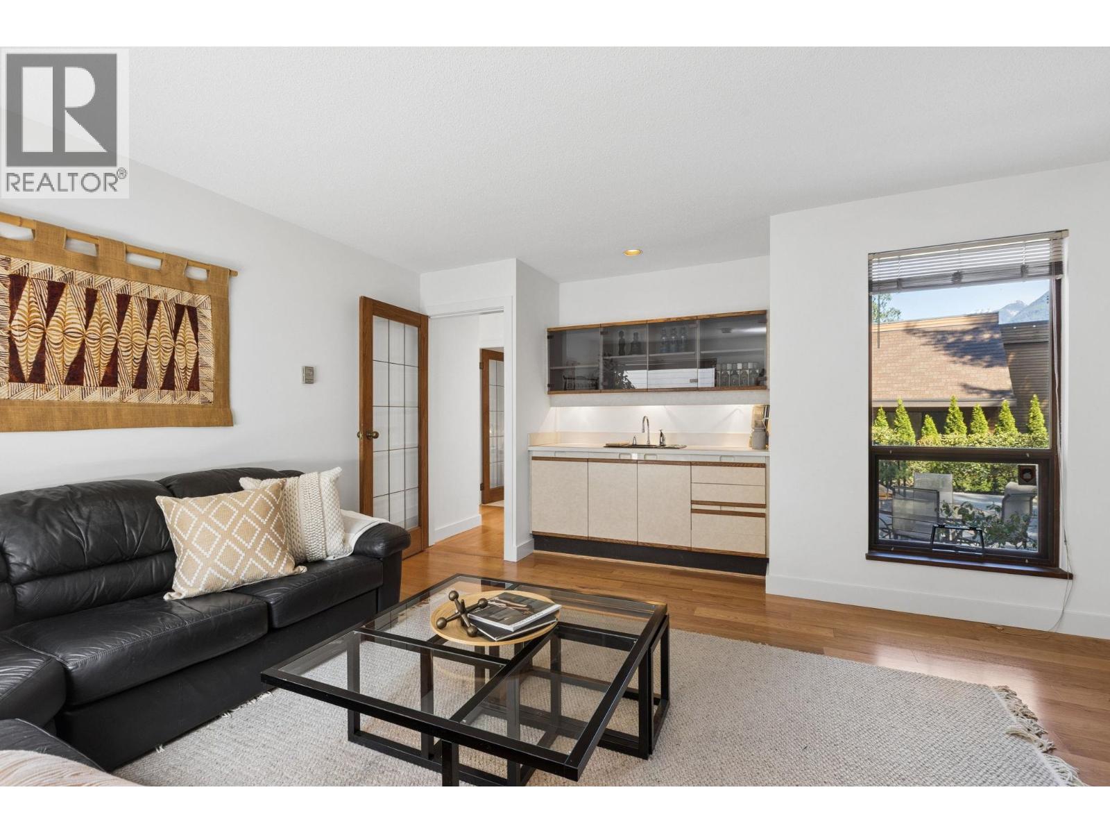 8570 Ansell Place, West Vancouver, British Columbia  V7W 2W3 - Photo 22 - R3117394