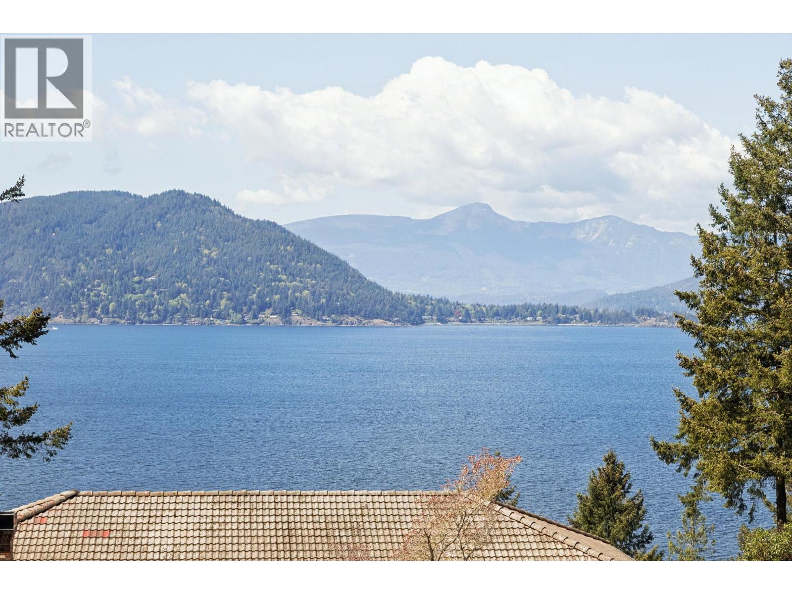 8570 Ansell Place, West Vancouver, British Columbia  V7W 2W3 - Photo 27 - R3117394